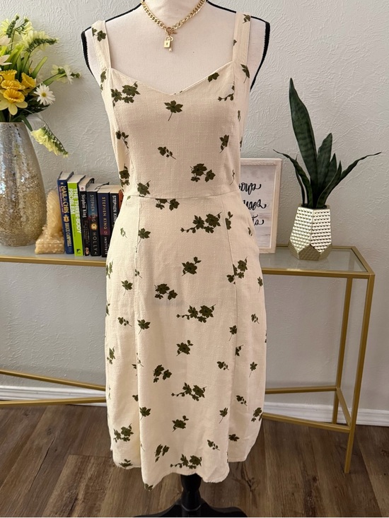 Market & Spruce Dresses & Skirts - Market & Spruce Cream Midi Dress with Olive Floral Print
